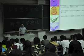两者都保留在站内即可形成完整阅读路径