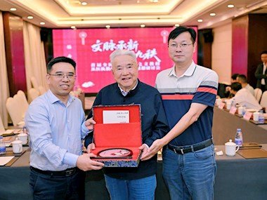 地址:成都市金牛区十二桥路37号一教6楼